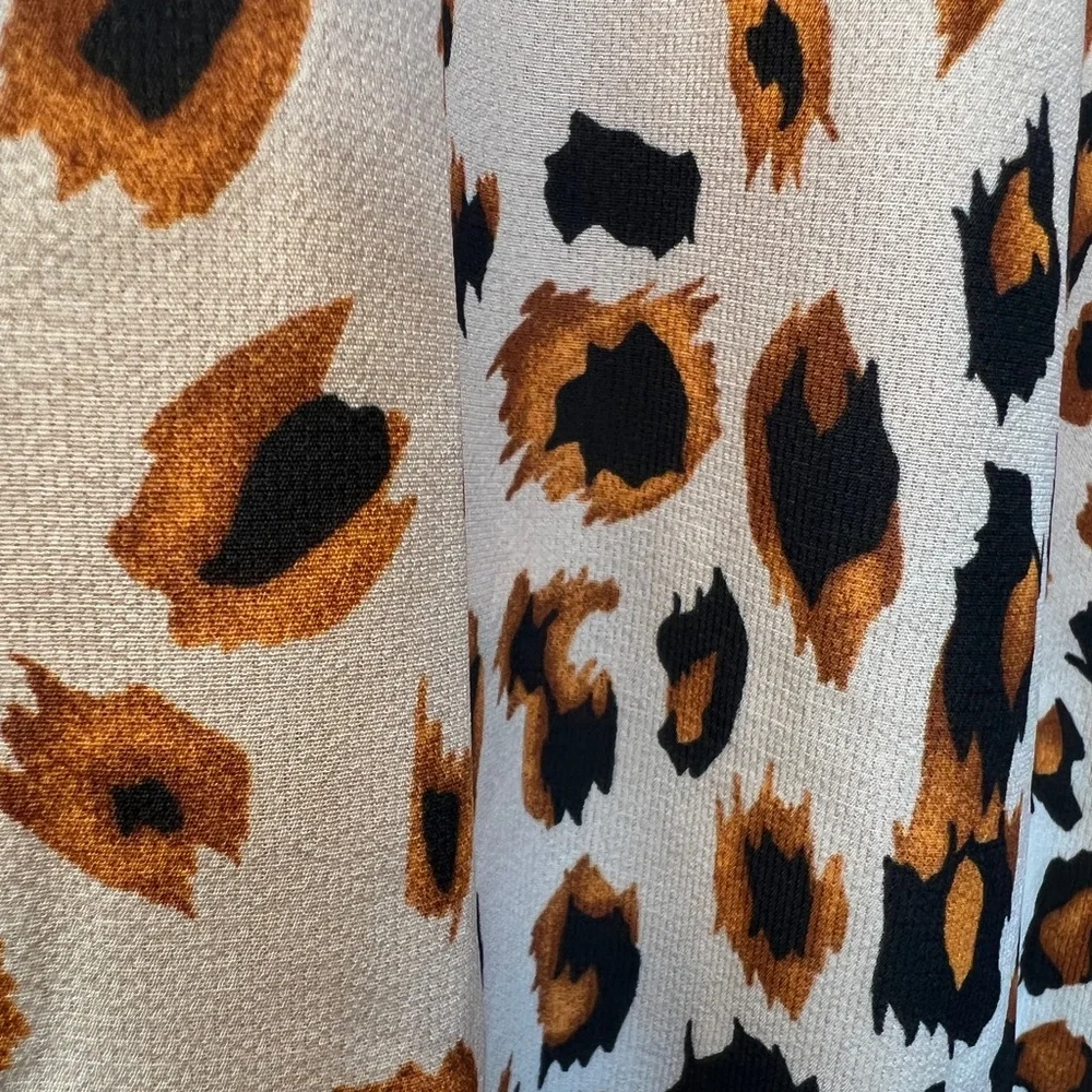 NWOT Animal Print Wide Leg Pant Smocked Waistband Size 2X - Picture 2 of 3